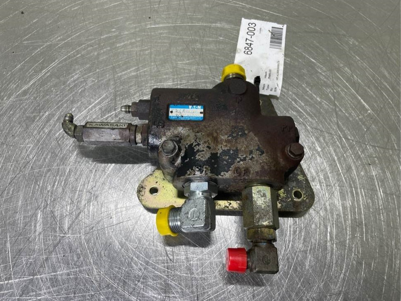 Hitachi ZW95LSD-Eaton 606-9207-002-Valve/Ventile/Ventiel - Hydraulika do Maszyn budowlanych: zdjęcie 1 Hitachi ZW95LSD-Eaton 606-9207-002-Valve/Ventile/Ventiel - Hydraulika do Maszyn budowlanych: zdjęcie 1