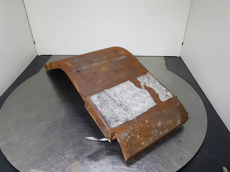 JCB 426E AGRI HT - Mud guard/Kotfluegel/Spatbord - Rama/ Podwozie do Maszyn budowlanych: zdjęcie 1 JCB 426E AGRI HT - Mud guard/Kotfluegel/Spatbord - Rama/ Podwozie do Maszyn budowlanych: zdjęcie 1