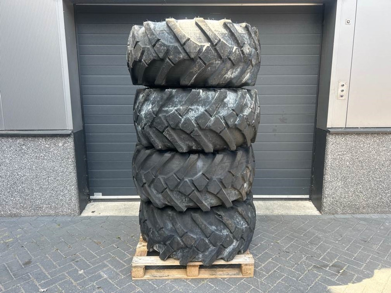 Opony i felgi do Maszyn budowlanych Manitou MRT2145-Mitas 18-19.5-Tire/Reifen/Band: zdjęcie 1