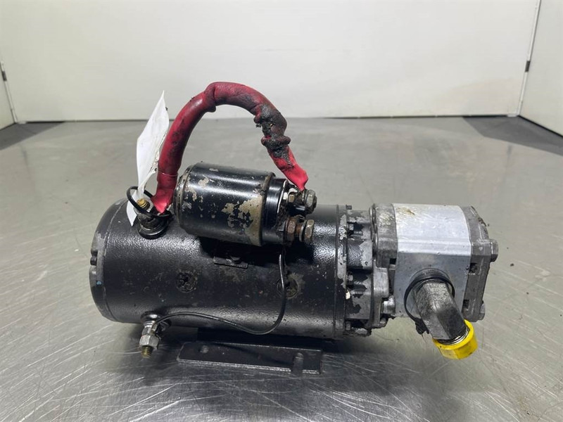 New Holland W110C-84419597-Compact-/steering unit - Hydraulika do Maszyn budowlanych: zdjęcie 4 New Holland W110C-84419597-Compact-/steering unit - Hydraulika do Maszyn budowlanych: zdjęcie 4