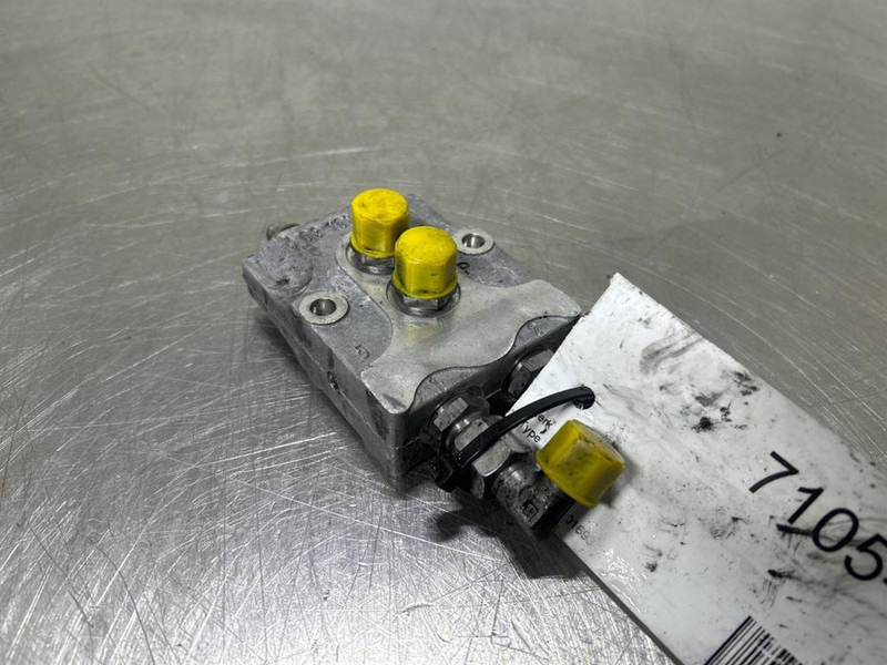Terex TW150-6047883-Valve/Ventile/Ventiel - Hydraulika do Maszyn budowlanych: zdjęcie 4 Terex TW150-6047883-Valve/Ventile/Ventiel - Hydraulika do Maszyn budowlanych: zdjęcie 4
