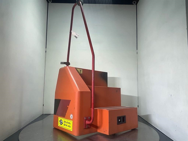 Terex TW150-6098793 / 6098792-Hood/Haube/Kap - Rama/ Podwozie do Maszyn budowlanych: zdjęcie 5 Terex TW150-6098793 / 6098792-Hood/Haube/Kap - Rama/ Podwozie do Maszyn budowlanych: zdjęcie 5