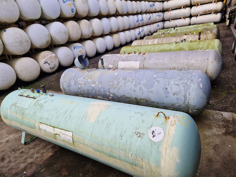 LPG / GAS GASTANK 1600 LITER - Zbiornik paliwa: zdjęcie 3 LPG / GAS GASTANK 1600 LITER - Zbiornik paliwa: zdjęcie 3