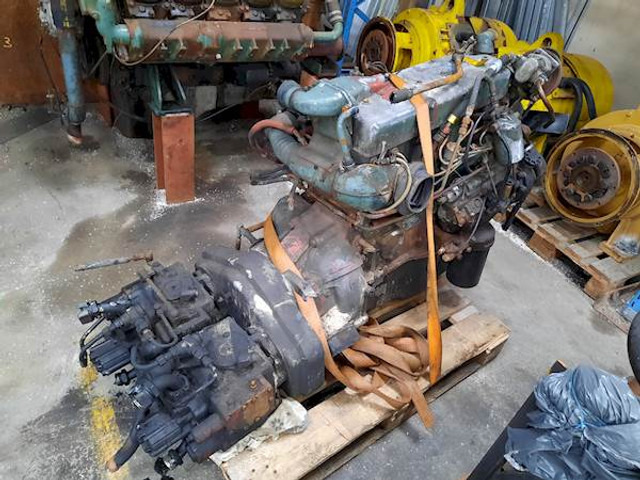 Mercedes-Benz OM352 - Silnik: zdjęcie 1 Mercedes-Benz OM352 - Silnik: zdjęcie 1