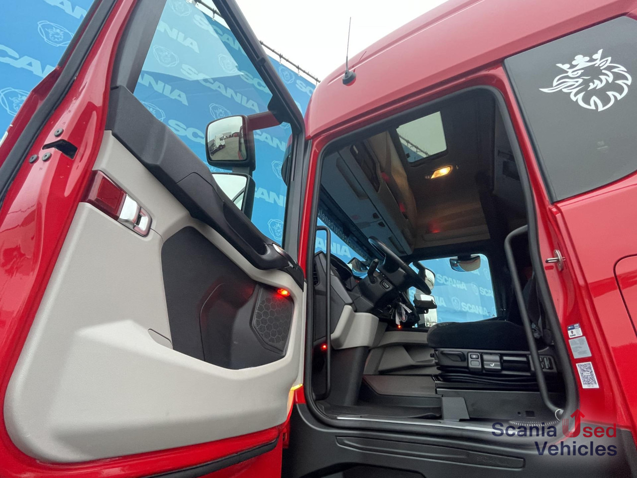 SCANIA R 460 A4x2NA RETARDER PTO PARK AIRCO SUPER! - Ciągnik siodłowy: zdjęcie 4 SCANIA R 460 A4x2NA RETARDER PTO PARK AIRCO SUPER! - Ciągnik siodłowy: zdjęcie 4