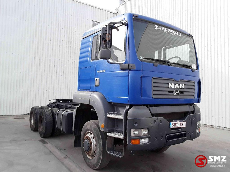 MAN TGA 33.410 6x6 manual pump - Ciągnik siodłowy: zdjęcie 1 MAN TGA 33.410 6x6 manual pump - Ciągnik siodłowy: zdjęcie 1