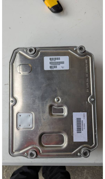 Komatsu CONTROLLER ASS' 600-492-2204 - Układ elektryczny do Maszyn budowlanych: zdjęcie 2 Komatsu CONTROLLER ASS' 600-492-2204 - Układ elektryczny do Maszyn budowlanych: zdjęcie 2