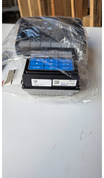 Komatsu PW158-11E0 MONITOR 7835-36-3306 - Układ elektryczny do Maszyn budowlanych: zdjęcie 2 Komatsu PW158-11E0 MONITOR 7835-36-3306 - Układ elektryczny do Maszyn budowlanych: zdjęcie 2