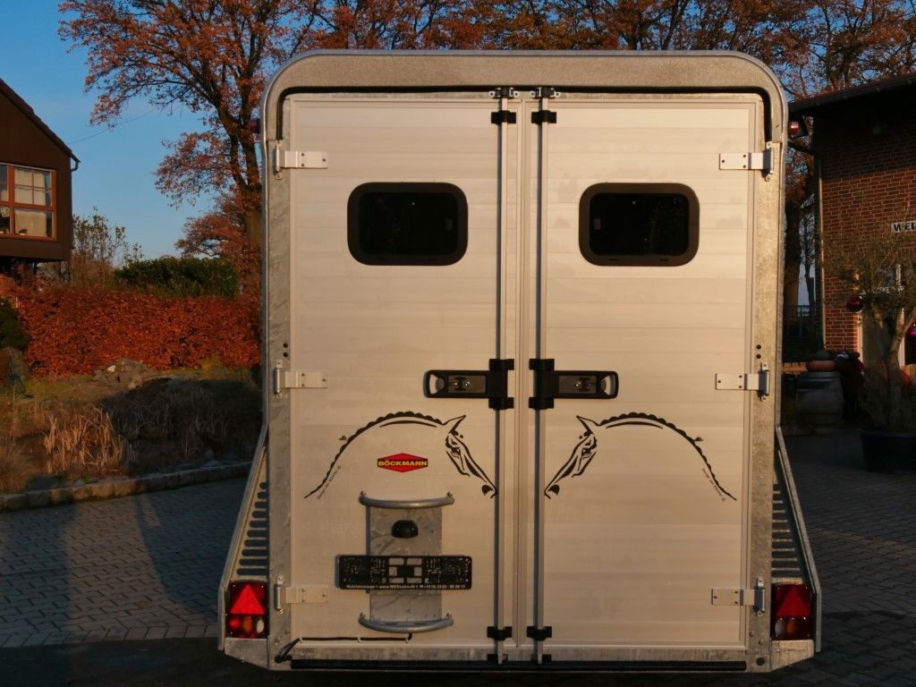 Böckmann Traveller G 3 Sofort Verfügbar Böckmann Traveller G 3 Sofort Verfügbar - Przyczepa do przewozu koni: zdjęcie 4 Böckmann Traveller G 3 Sofort Verfügbar Böckmann Traveller G 3 Sofort Verfügbar - Przyczepa do przewozu koni: zdjęcie 4