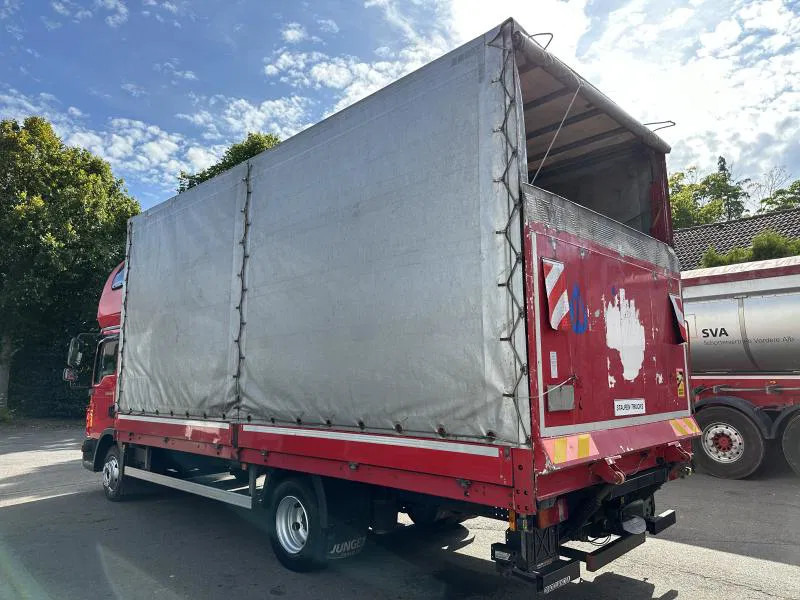 MAN TGL 8.180 FBL Plane langes Haus Topsleeper Klima - Samochód dostawczy plandeka: zdjęcie 3 MAN TGL 8.180 FBL Plane langes Haus Topsleeper Klima - Samochód dostawczy plandeka: zdjęcie 3