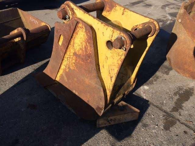 CATERPILLAR 430mm - type tractopelle - Łyżka do koparki: zdjęcie 5 CATERPILLAR 430mm - type tractopelle - Łyżka do koparki: zdjęcie 5