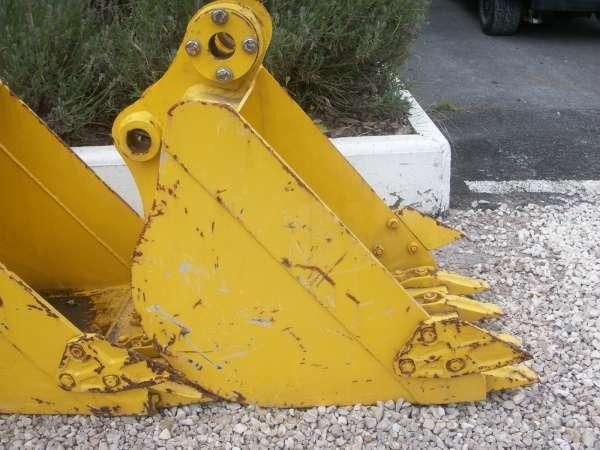 HYUNDAI R28-7 - 450MM - Łyżka do koparki: zdjęcie 2 HYUNDAI R28-7 - 450MM - Łyżka do koparki: zdjęcie 2