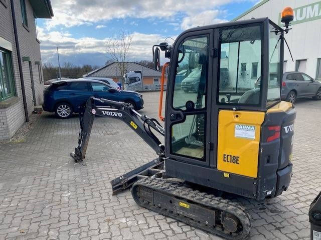 Volvo EC 18 E MIETE / RENTAL (12001761) - Minikoparka: zdjęcie 2 Volvo EC 18 E MIETE / RENTAL (12001761) - Minikoparka: zdjęcie 2