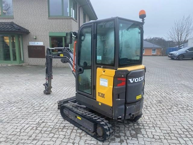 Volvo EC 20 E MIETE / RENTAL (12001805) - Minikoparka: zdjęcie 2 Volvo EC 20 E MIETE / RENTAL (12001805) - Minikoparka: zdjęcie 2