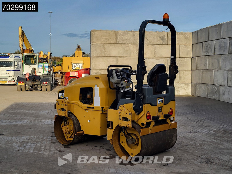 Caterpillar CB2.7 - Walec: zdjęcie 2 Caterpillar CB2.7 - Walec: zdjęcie 2