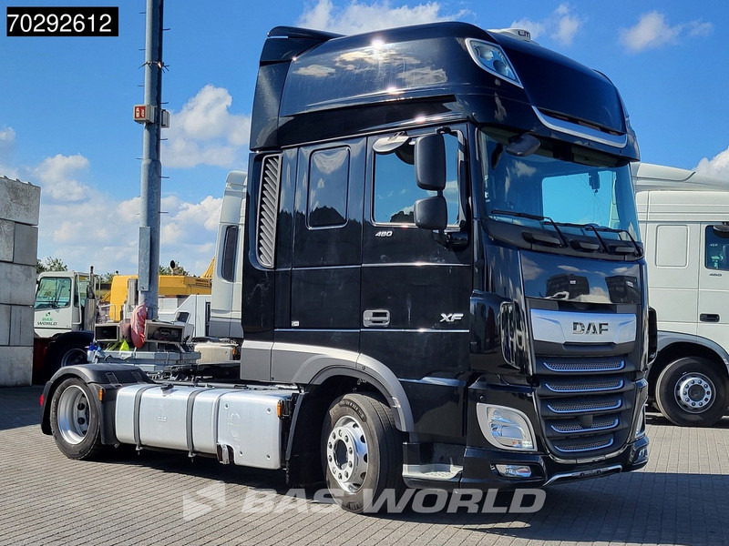 DAF XF 480 4X2 Mega SSC 2xTanks ACC Standklima Euro 6 - Ciągnik siodłowy: zdjęcie 3 DAF XF 480 4X2 Mega SSC 2xTanks ACC Standklima Euro 6 - Ciągnik siodłowy: zdjęcie 3