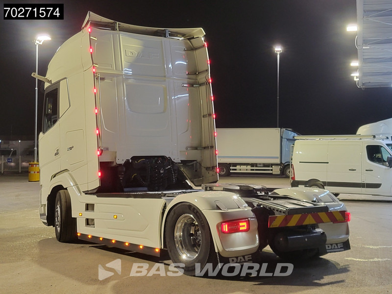DAF XG+ 530 4X2 Retarder 2x Tanks Standklima Leather Alcoa's - Ciągnik siodłowy: zdjęcie 2 DAF XG+ 530 4X2 Retarder 2x Tanks Standklima Leather Alcoa's - Ciągnik siodłowy: zdjęcie 2