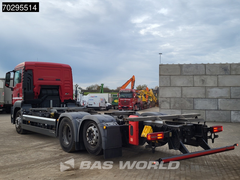 MAN TGS 26.320 TGS 6X2 ADR BDF Lift + Steering Axle Euro 6 - Ciężarówka kontenerowiec/ System wymienny: zdjęcie 2 MAN TGS 26.320 TGS 6X2 ADR BDF Lift + Steering Axle Euro 6 - Ciężarówka kontenerowiec/ System wymienny: zdjęcie 2