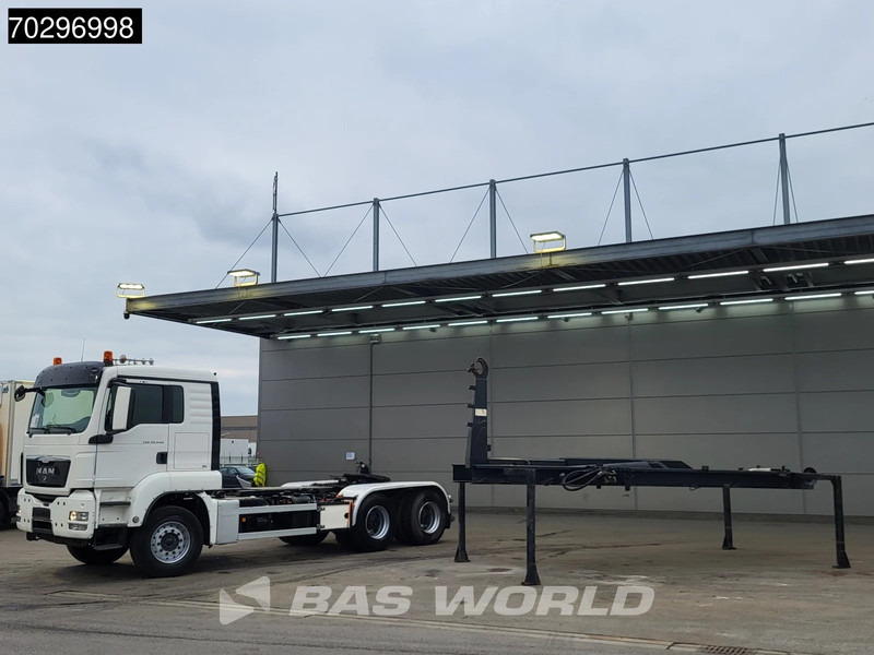 MAN TGS 33.440 6X4 25Ton AJK NHS25-5930 hooklift with 5th wheel Wechselsystem Manual Big-Axle Euro 5 - Ciężarówka hakowiec: zdjęcie 3 MAN TGS 33.440 6X4 25Ton AJK NHS25-5930 hooklift with 5th wheel Wechselsystem Manual Big-Axle Euro 5 - Ciężarówka hakowiec: zdjęcie 3