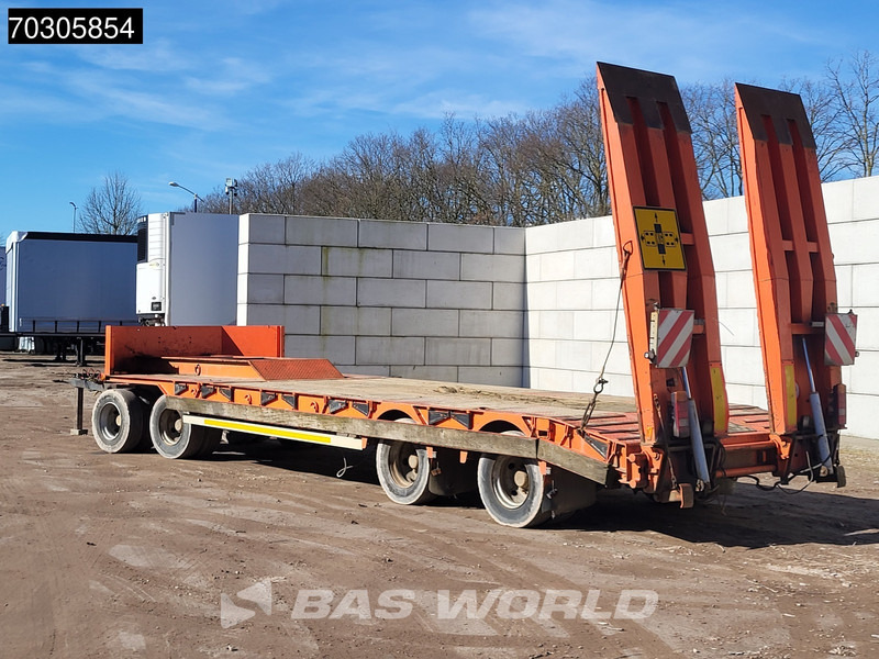 Robuste Kaiser R4004F Steering Axles Ramps Verbreit - Przyczepa niskopodwoziowa: zdjęcie 2 Robuste Kaiser R4004F Steering Axles Ramps Verbreit - Przyczepa niskopodwoziowa: zdjęcie 2