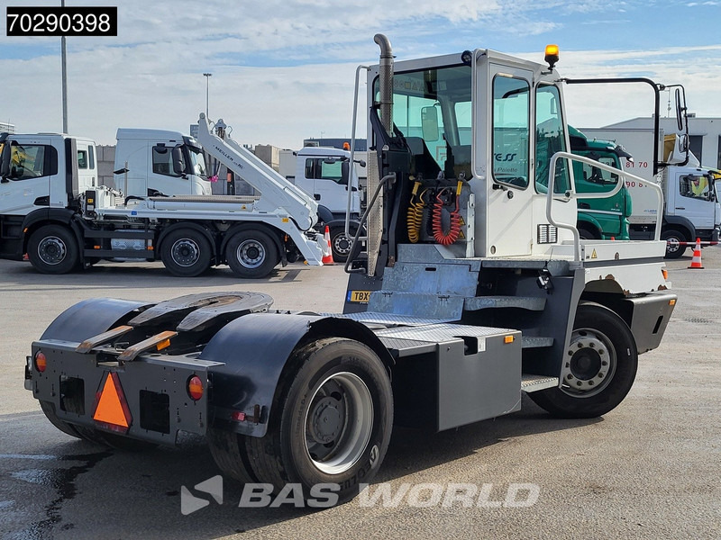 Terberg YT222 4X2 NL-Truck EPA Big-Axle Hebesattel - Wózek terminalowy: zdjęcie 5 Terberg YT222 4X2 NL-Truck EPA Big-Axle Hebesattel - Wózek terminalowy: zdjęcie 5
