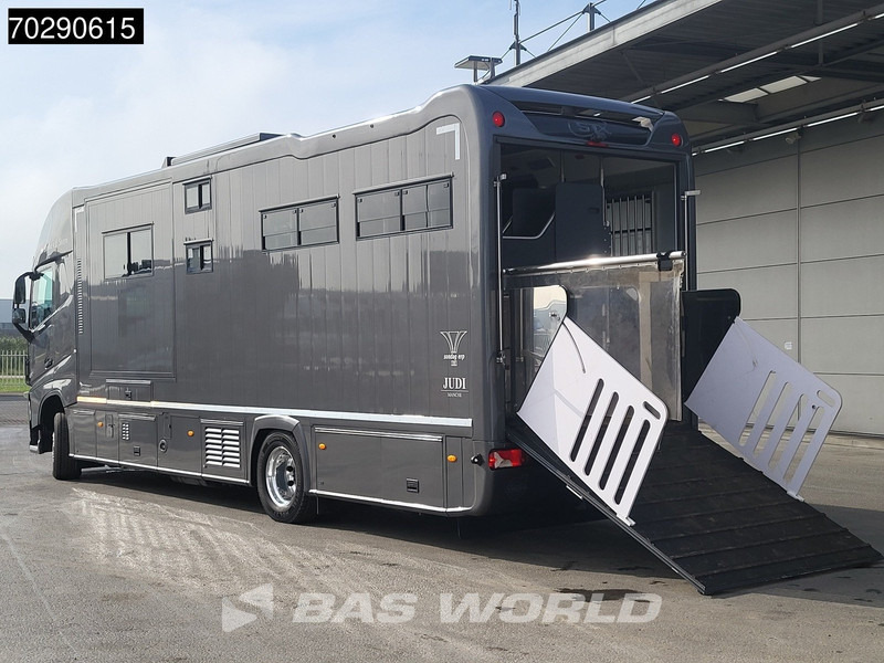 Volvo FH 420 FH 4X2 NL-Truck STX Horse truck + Living 4 Horses Navi ACC Euro 6 - Koniowóz: zdjęcie 2 Volvo FH 420 FH 4X2 NL-Truck STX Horse truck + Living 4 Horses Navi ACC Euro 6 - Koniowóz: zdjęcie 2