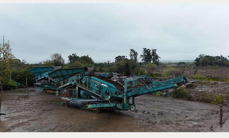 Powerscreen Warrior 1400 - Przesiewacz: zdjęcie 2 Powerscreen Warrior 1400 - Przesiewacz: zdjęcie 2