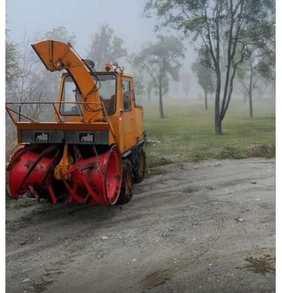 Rolba R200 - Maszyna do odśnieżania: zdjęcie 2 Rolba R200 - Maszyna do odśnieżania: zdjęcie 2
