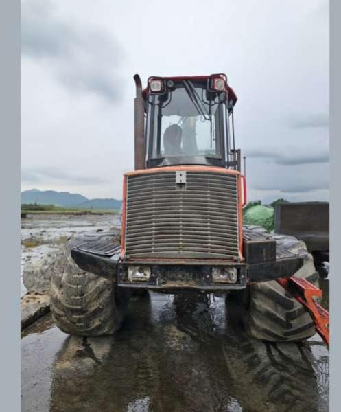 VALMET 840.4 - Ciągnik leśny: zdjęcie 5 VALMET 840.4 - Ciągnik leśny: zdjęcie 5