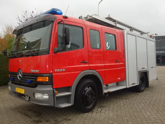 Mercedes-Benz 1325 godiva pump bomberos - Samochód pożarniczy: zdjęcie 1 Mercedes-Benz 1325 godiva pump bomberos - Samochód pożarniczy: zdjęcie 1