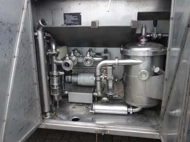 Renault Premium 370 16000liter steanless steeltank - Samochód ciężarowy cysterna: zdjęcie 3 Renault Premium 370 16000liter steanless steeltank - Samochód ciężarowy cysterna: zdjęcie 3