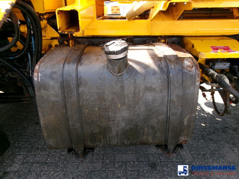 DAF CF 75.360 6X4 RHD gritter / salt spreader - Maszyna do odśnieżania: zdjęcie 5 DAF CF 75.360 6X4 RHD gritter / salt spreader - Maszyna do odśnieżania: zdjęcie 5