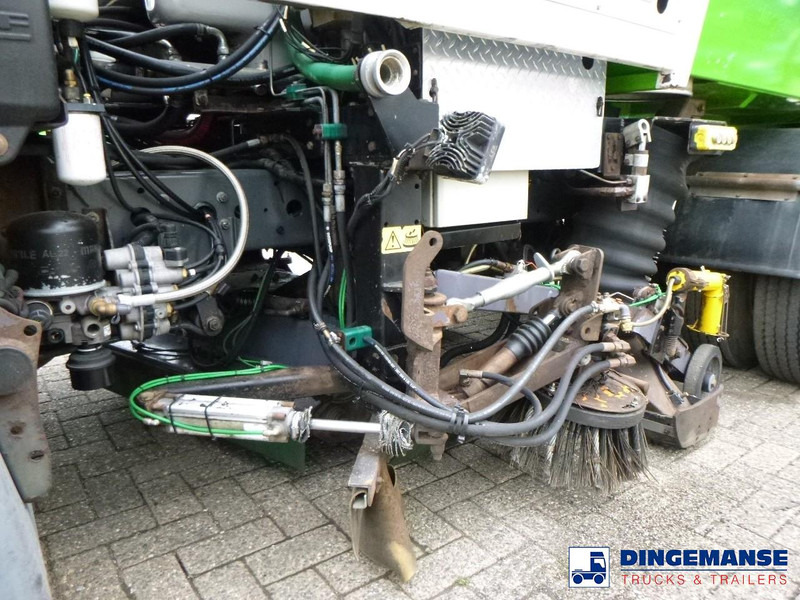 DAF LF 45.180 Scarab Merlin street sweeper 4x2 DAF LF 45.180 Scarab Merlin street sweeper 4x2: zdjęcie 9 DAF LF 45.180 Scarab Merlin street sweeper 4x2 DAF LF 45.180 Scarab Merlin street sweeper 4x2: zdjęcie 9