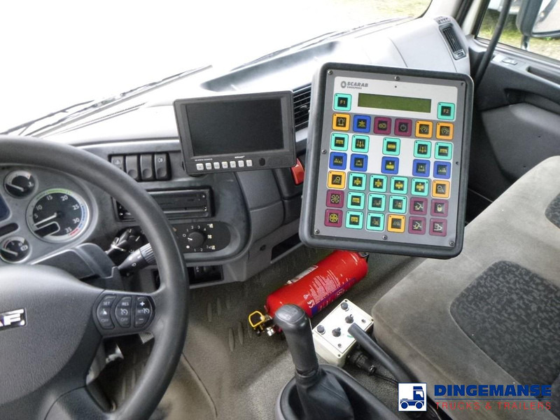 DAF LF 45.180 Scarab Merlin street sweeper 4x2 DAF LF 45.180 Scarab Merlin street sweeper 4x2: zdjęcie 18 DAF LF 45.180 Scarab Merlin street sweeper 4x2 DAF LF 45.180 Scarab Merlin street sweeper 4x2: zdjęcie 18