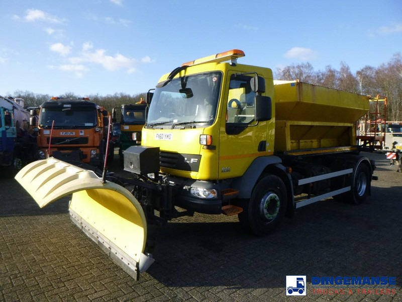 DAF LF 55.220 4x2 RHD gritter / snow plough - Maszyna do odśnieżania: zdjęcie 1 DAF LF 55.220 4x2 RHD gritter / snow plough - Maszyna do odśnieżania: zdjęcie 1
