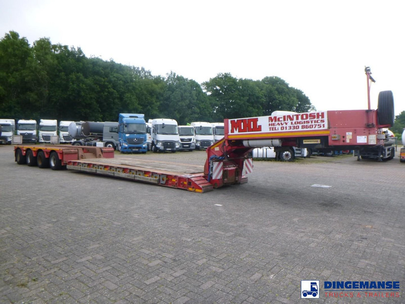 Faymonville 4-axle lowbed trailer 88t STBZ-4AV - Przyczepa niskopodwoziowa: zdjęcie 2 Faymonville 4-axle lowbed trailer 88t STBZ-4AV - Przyczepa niskopodwoziowa: zdjęcie 2