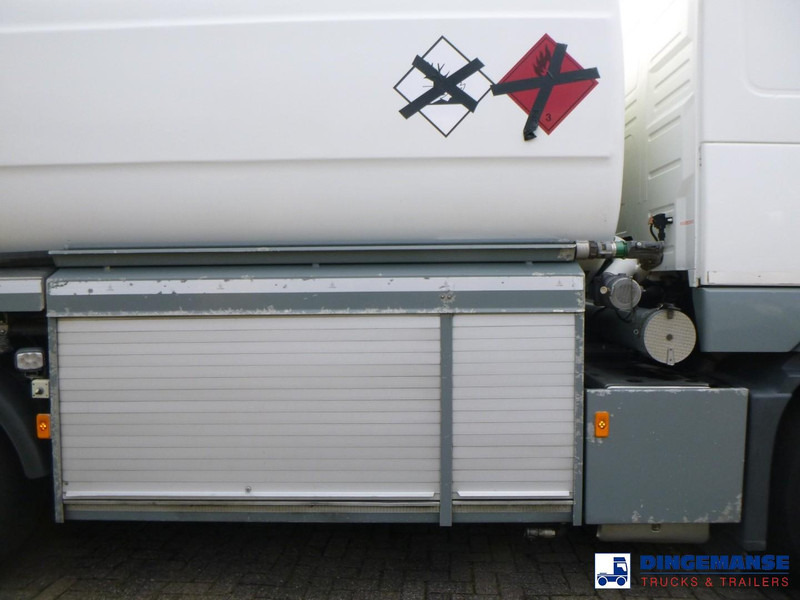 Volvo FH 460 6x2 fuel tank 23.6 m3 / 4 comp - Samochód ciężarowy cysterna: zdjęcie 5 Volvo FH 460 6x2 fuel tank 23.6 m3 / 4 comp - Samochód ciężarowy cysterna: zdjęcie 5