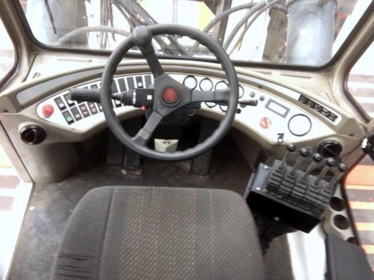 SveTruck 45120-57 - Wózek widłowy diesel: zdjęcie 4 SveTruck 45120-57 - Wózek widłowy diesel: zdjęcie 4