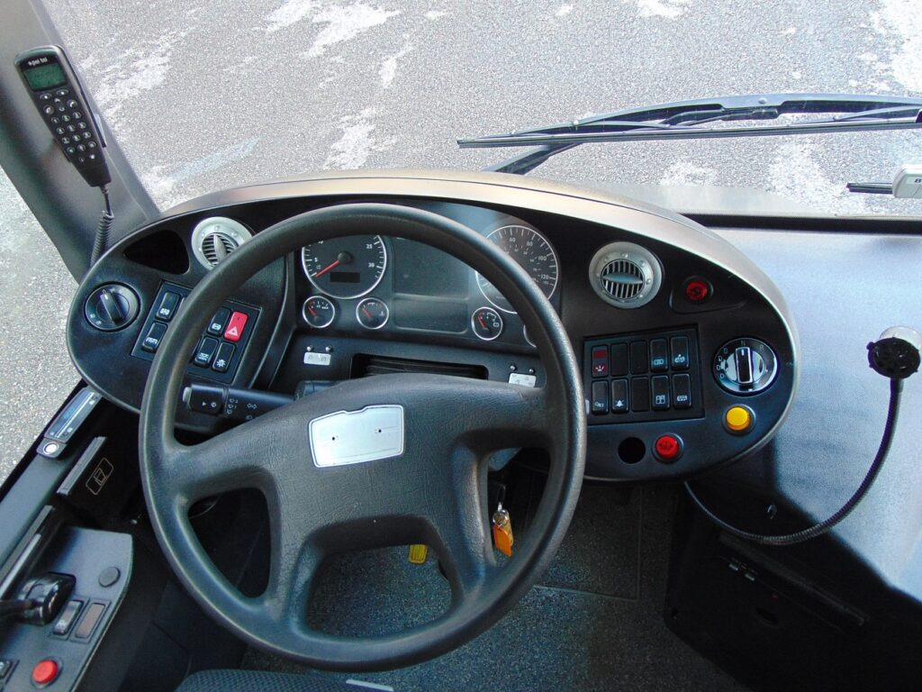 Zdjęcie wnętrza 1: Autobus przegubowy N.3 MAN LION’S CITY GL CNG – Anno 2014