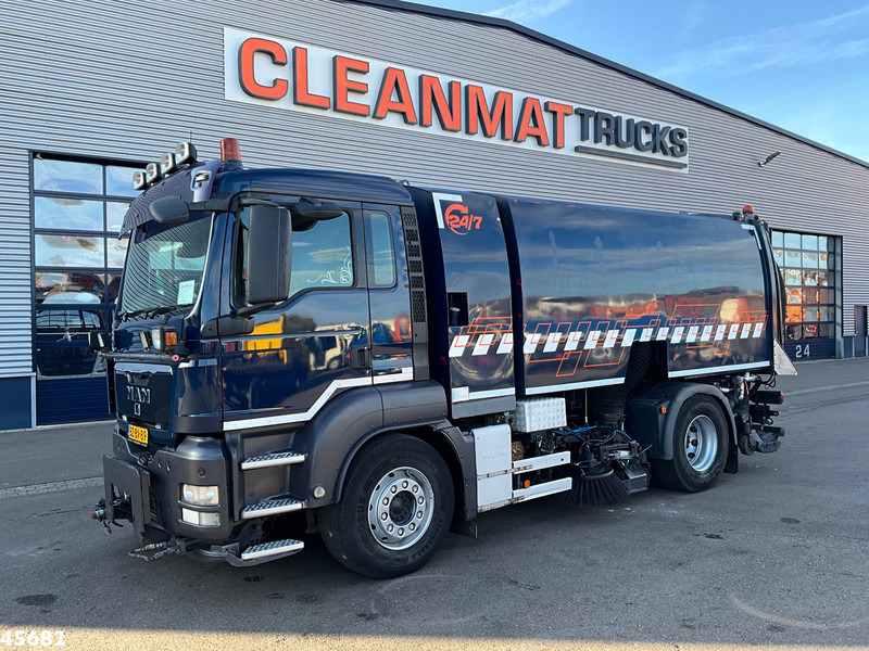MAN TGS 18.320 Manual Gearbox Brock Wegdekreinger links en rechtsvegend! - Zamiatarka uliczna: zdjęcie 5 MAN TGS 18.320 Manual Gearbox Brock Wegdekreinger links en rechtsvegend! - Zamiatarka uliczna: zdjęcie 5