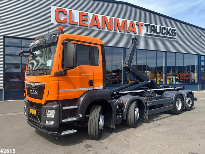 MAN TGS 35.360 8x2 Euro 6 VDL 30 Ton haakarmsysteem - Ciężarówka hakowiec: zdjęcie 1 MAN TGS 35.360 8x2 Euro 6 VDL 30 Ton haakarmsysteem - Ciężarówka hakowiec: zdjęcie 1