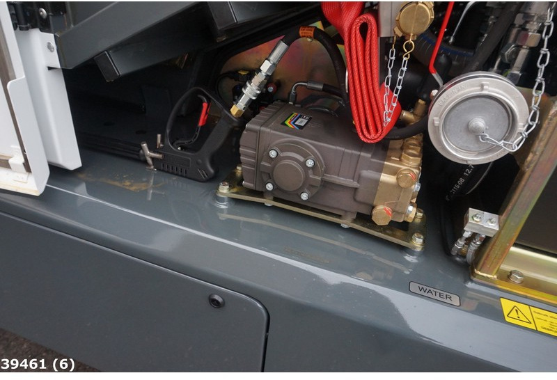 Ravo 540 STH met 3-de borstel - Zamiatarka uliczna: zdjęcie 5 Ravo 540 STH met 3-de borstel - Zamiatarka uliczna: zdjęcie 5