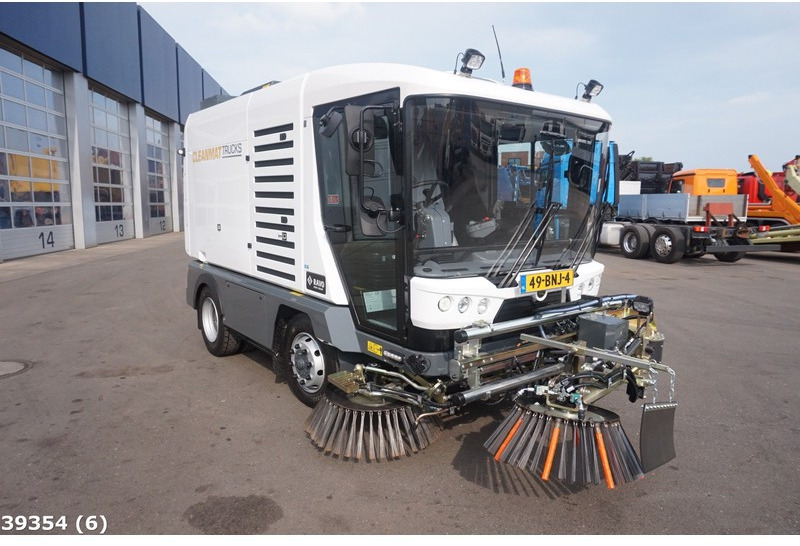 Ravo 560 STH met 3-de borstel - Zamiatarka uliczna: zdjęcie 4 Ravo 560 STH met 3-de borstel - Zamiatarka uliczna: zdjęcie 4