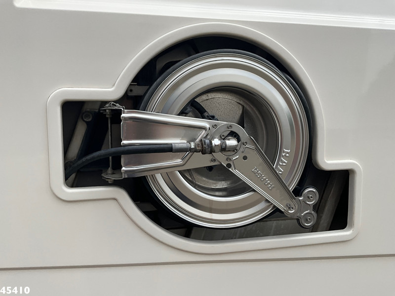 Zamiatarka uliczna Schmidt Cleango 500 Compact Euro 6 with 3-rd brush: zdjęcie 8 Zamiatarka uliczna Schmidt Cleango 500 Compact Euro 6 with 3-rd brush: zdjęcie 8