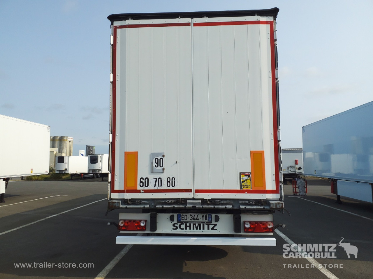 SCHMITZ Curtainsider Standard - Naczepa plandeka: zdjęcie 4 SCHMITZ Curtainsider Standard - Naczepa plandeka: zdjęcie 4