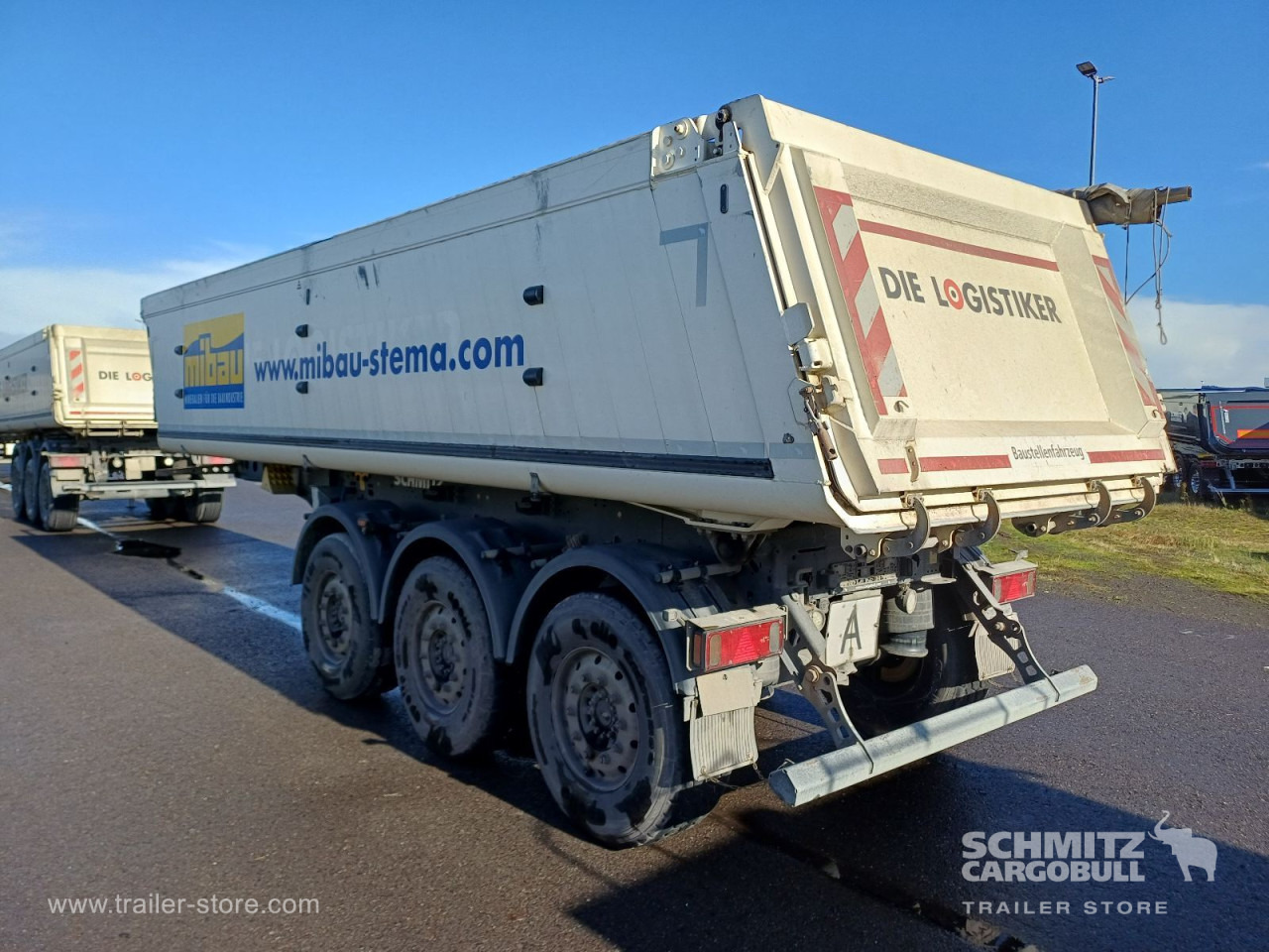 SCHMITZ Auflieger Kipper Alukastenmulde 24m³ - Naczepa wywrotka: zdjęcie 4 SCHMITZ Auflieger Kipper Alukastenmulde 24m³ - Naczepa wywrotka: zdjęcie 4