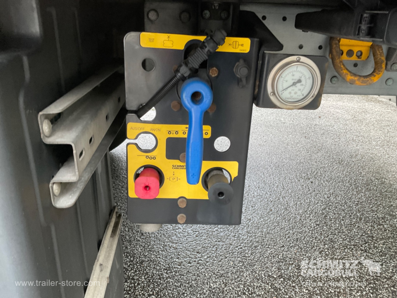 SCHMITZ Reefer Multitemp Double deck - Naczepa izotermiczna: zdjęcie 4 SCHMITZ Reefer Multitemp Double deck - Naczepa izotermiczna: zdjęcie 4