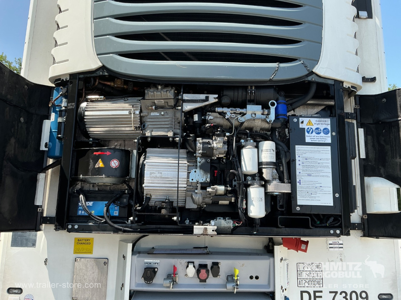 SCHMITZ Reefer Multitemp Double deck - Naczepa izotermiczna: zdjęcie 2 SCHMITZ Reefer Multitemp Double deck - Naczepa izotermiczna: zdjęcie 2