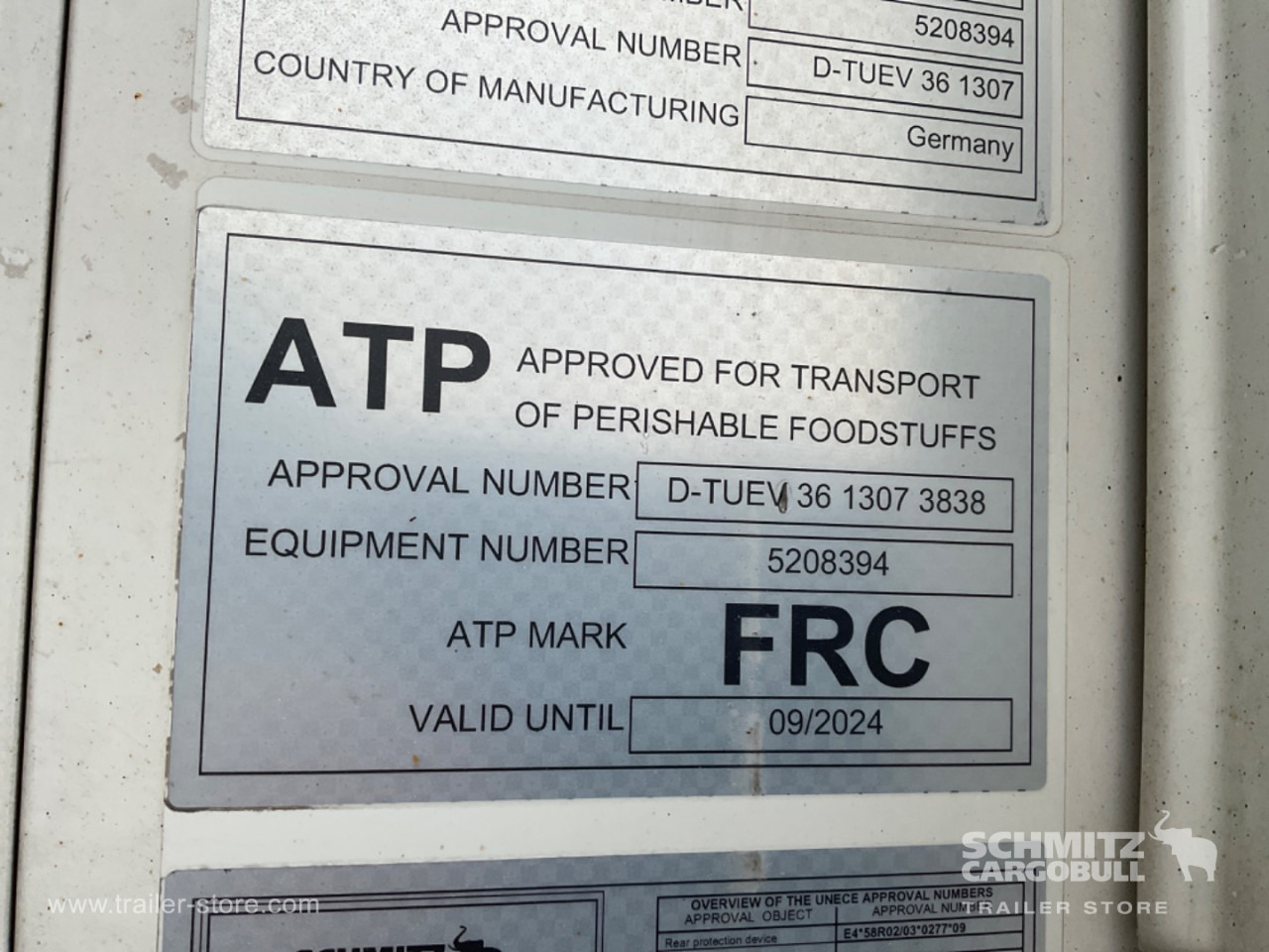 SCHMITZ Reefer Standard Double deck - Naczepa izotermiczna: zdjęcie 4 SCHMITZ Reefer Standard Double deck - Naczepa izotermiczna: zdjęcie 4