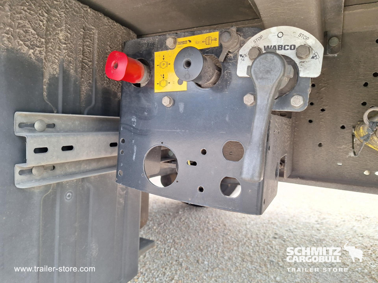 SCHMITZ Curtainsider Mega - Naczepa plandeka: zdjęcie 3 SCHMITZ Curtainsider Mega - Naczepa plandeka: zdjęcie 3